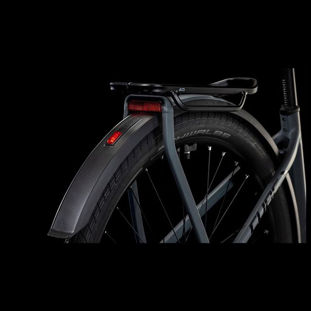 CUBE Kathmandu Hybrid ONE 600 easy entry sähköpyörä